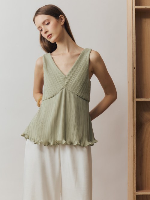 AME TOP IN SAGE GREEN