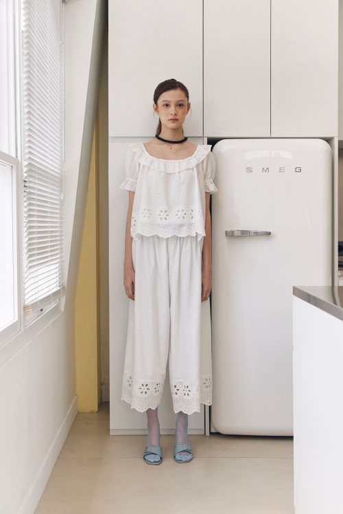 Aileen x Nine Studio - DOVE PANTS IN WHITE